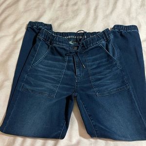 SOLD- American Eagle Jeans size 8